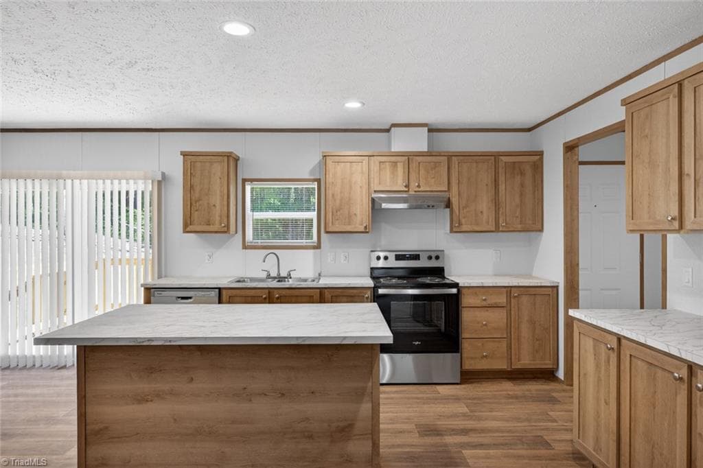 Manufactured Home at 170 Harvick Lane, Lexington NC 27292, Lexington, photo 12 of 43