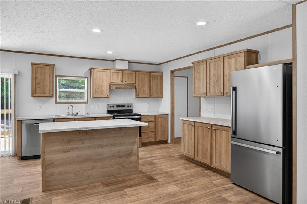 Manufactured Home at 170 Harvick Lane, Lexington NC 27292, Lexington, photo 11 of 43