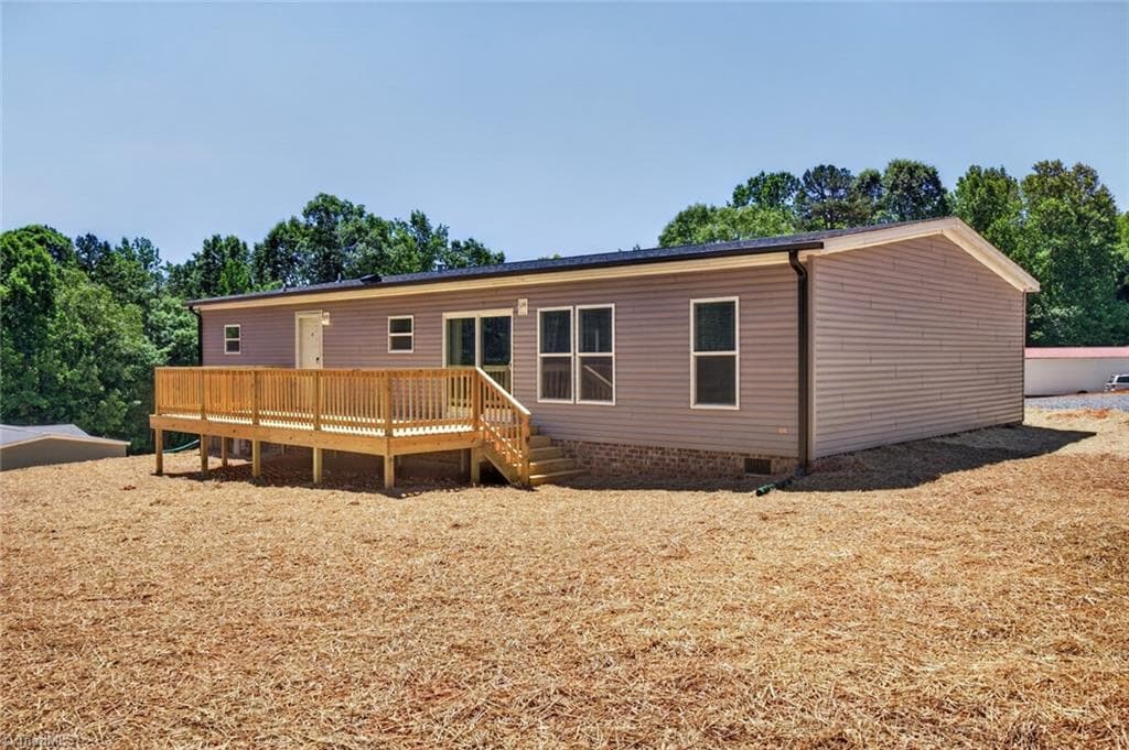Manufactured Home at 194 Harvick Lane, Lexington NC 27292, Lexington, photo 38 of 43