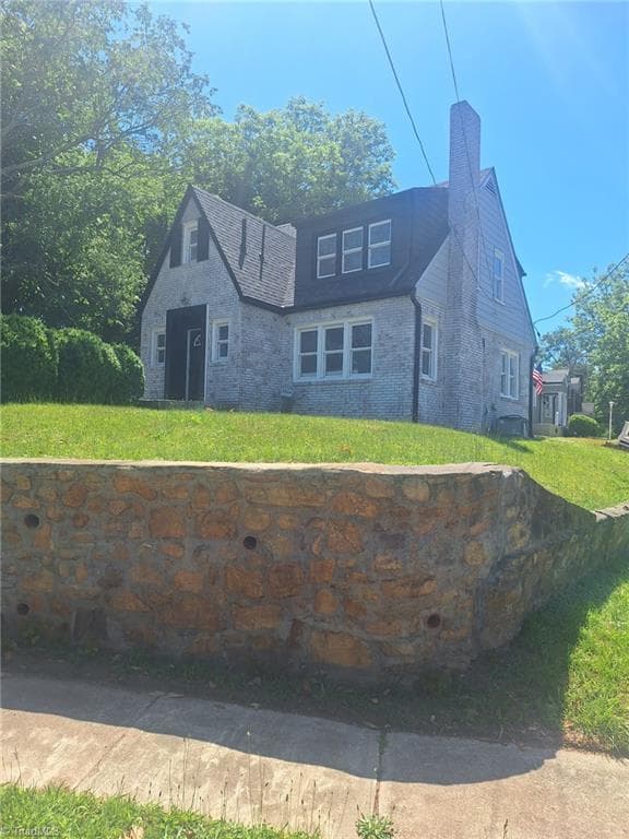 2524 N Cherry Street, Winston-Salem NC 27105