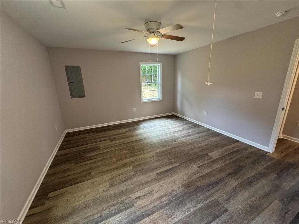 Stick/Site Built at 1003 E Russell Avenue, High Point NC 27260, photo 5 of 23