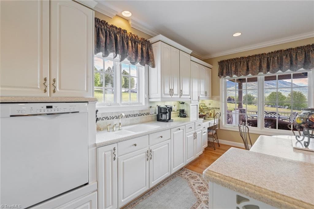Stick/Site Built at 891 Olde Charter Circle, Jefferson NC 28640, photo 12 of 44