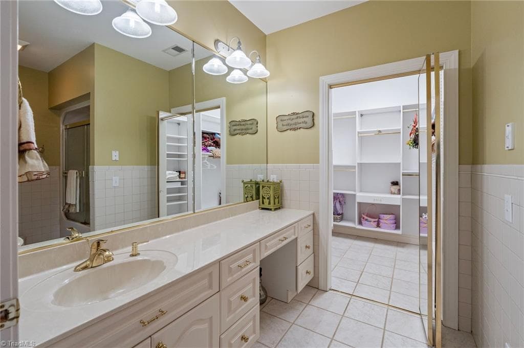 Stick/Site Built at 891 Olde Charter Circle, Jefferson NC 28640, photo 29 of 44