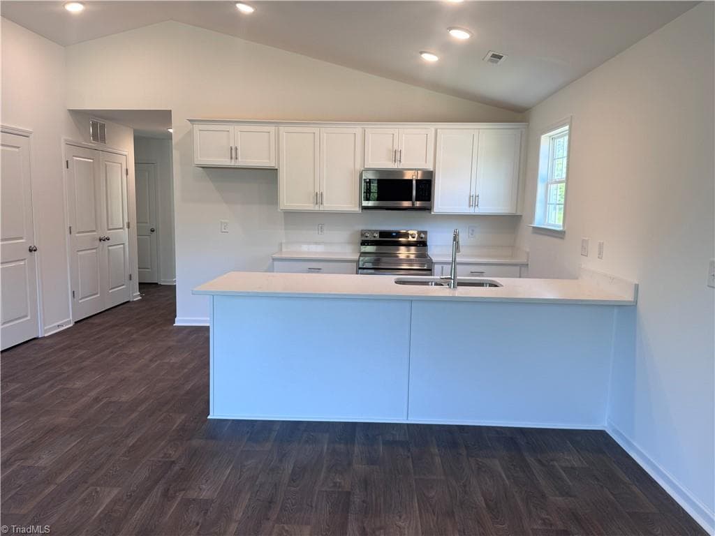 Stick/Site Built at 336 Waylon Court, Lexington NC 27295, photo 3 of 9