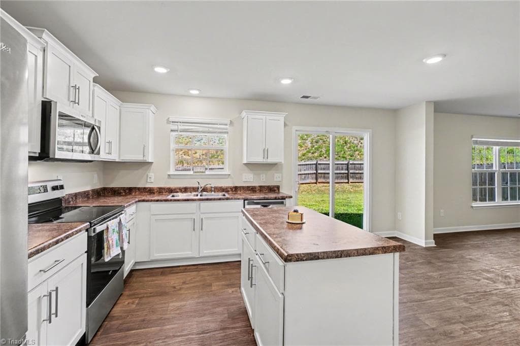 Stick/Site Built at 5105 Black Forest Drive, Greensboro NC 27405, photo 9 of 21
