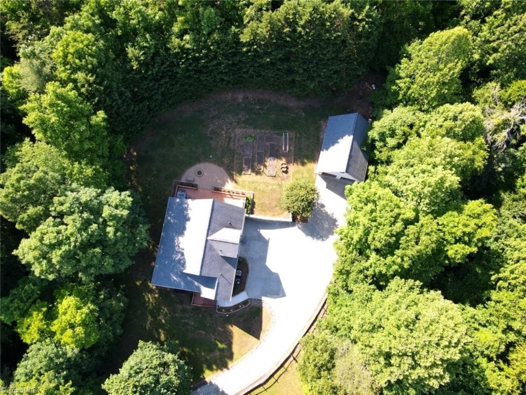 Stick/Site Built at 2472 Hamby Mountain Road, Wilkesboro NC 28697, Wilkesboro, photo 87 of 100