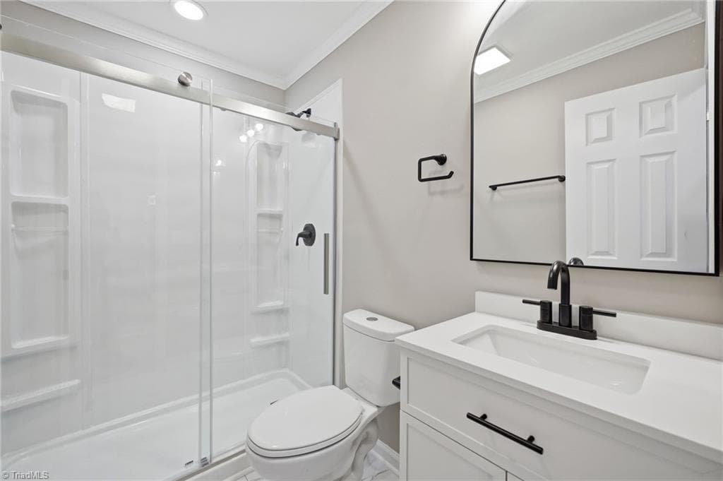 Stick/Site Built at 1930 Middlewood Court, High Point NC 27265, photo 10 of 40
