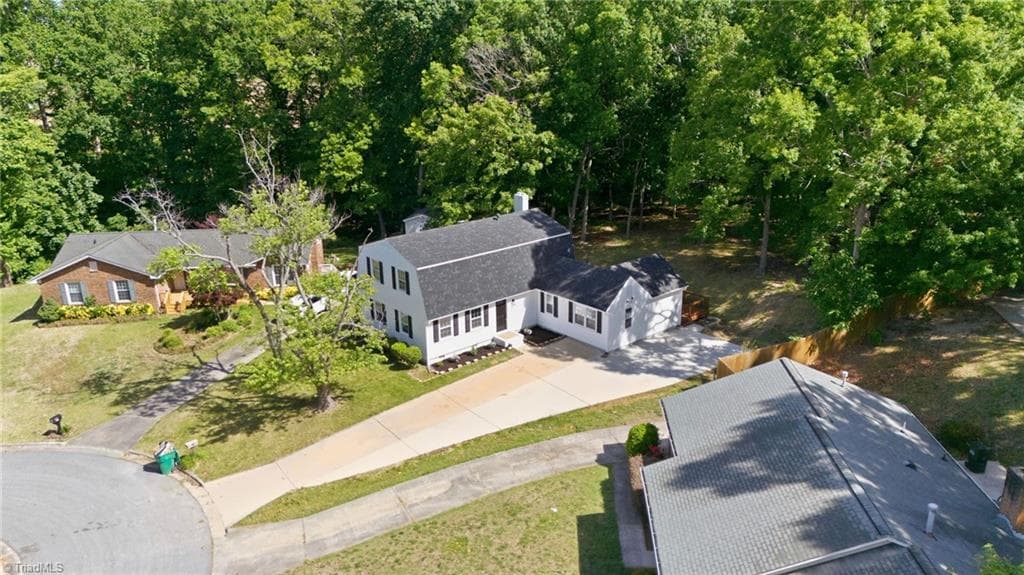 Stick/Site Built at 1930 Middlewood Court, High Point NC 27265, photo 37 of 40