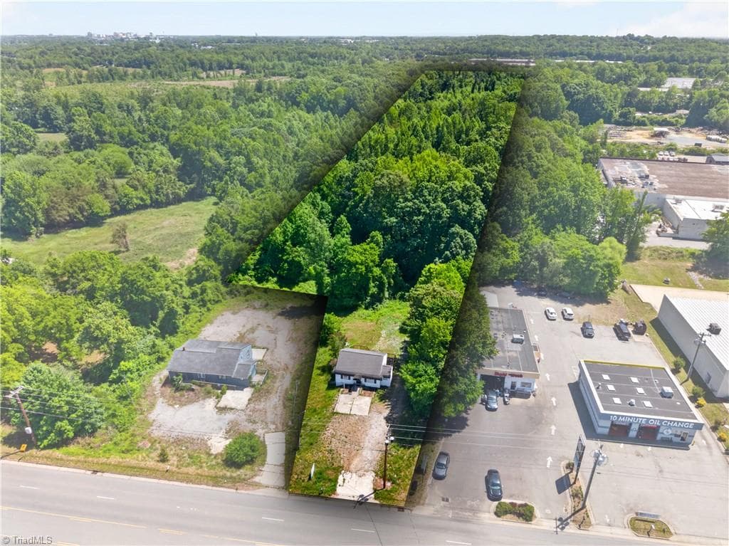 1461 National Highway, Thomasville NC 27360