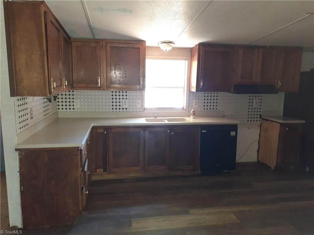 Manufactured Home at 142 Hope Lane, Mocksville NC 27028, Mocksville, photo 17 of 38