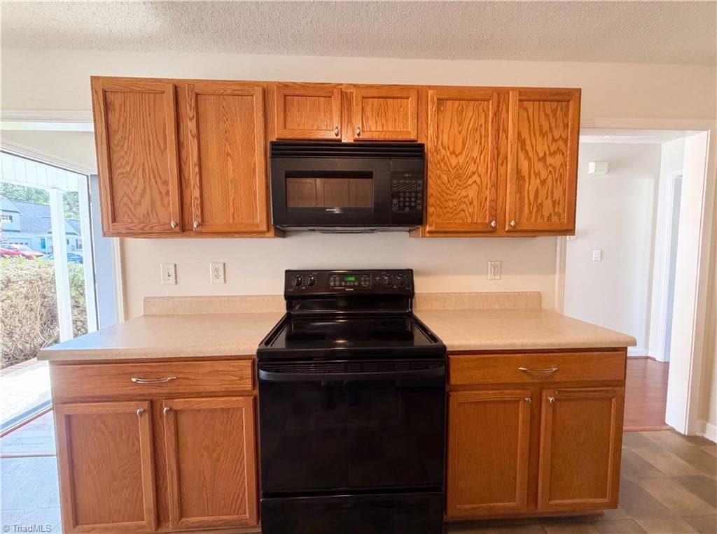 Stick/Site Built at 2015 Gyro Drive, Winston-Salem NC 27127, photo 6 of 18
