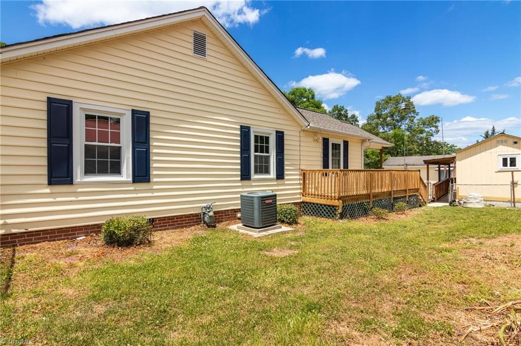 Stick/Site Built at 214 Moon Street, Thomasville NC 27360, photo 27 of 32