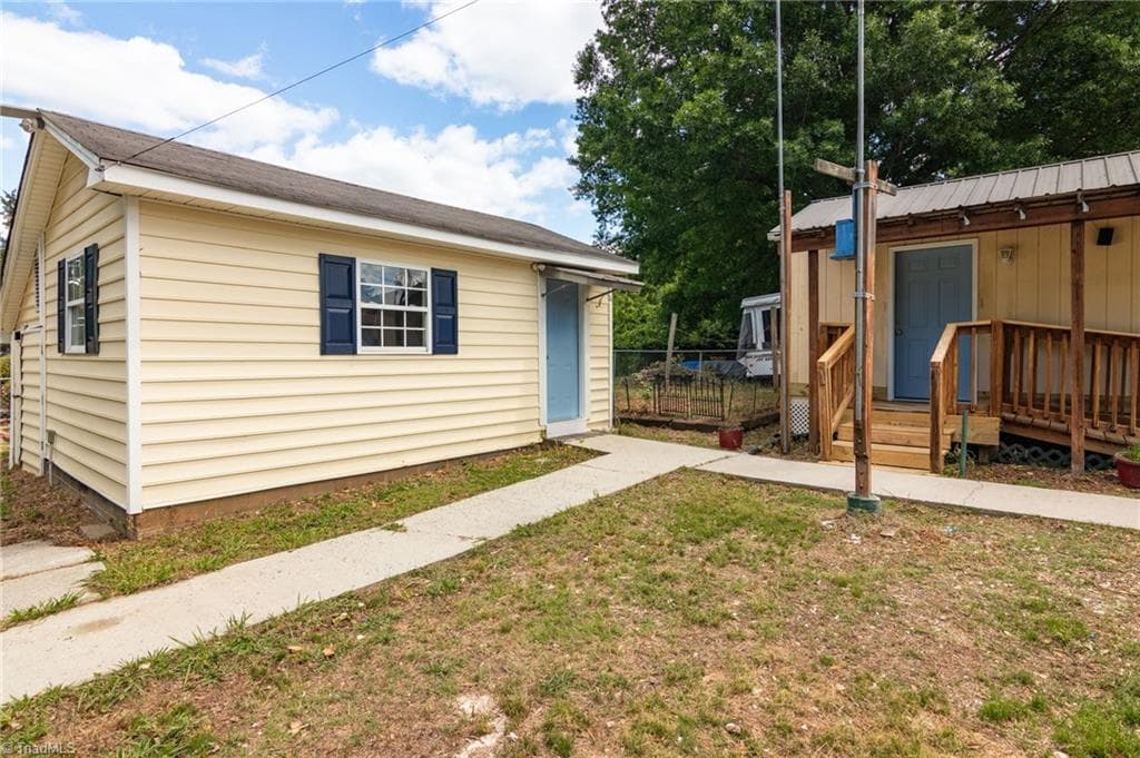 Stick/Site Built at 214 Moon Street, Thomasville NC 27360, photo 30 of 32