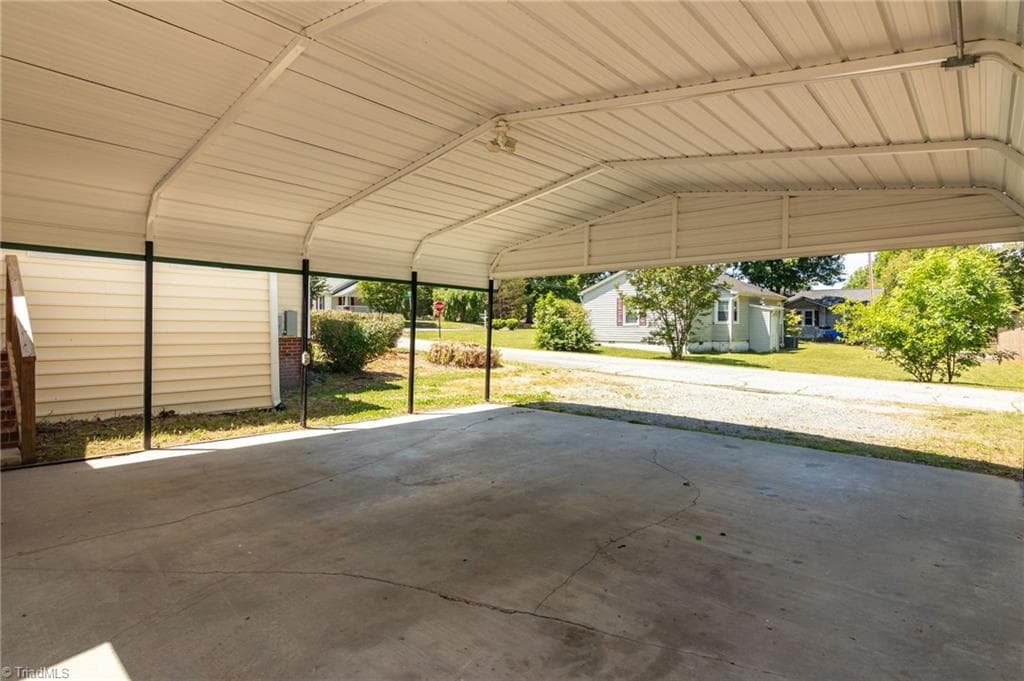 Stick/Site Built at 214 Moon Street, Thomasville NC 27360, photo 29 of 32