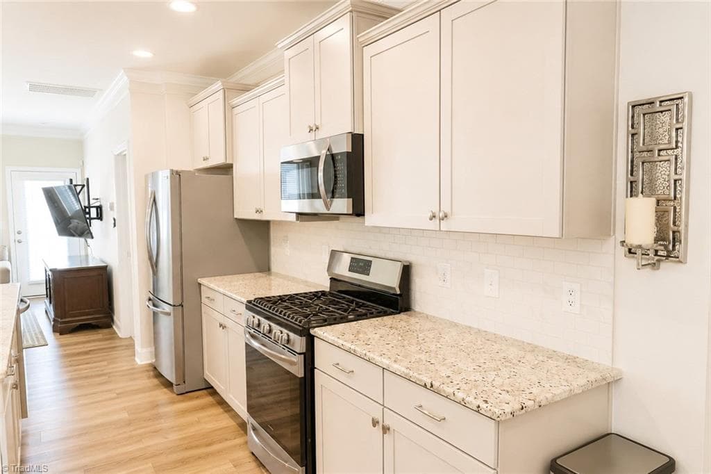 Stick/Site Built at 807 Riley Lane, Greensboro NC 27455, photo 14 of 32