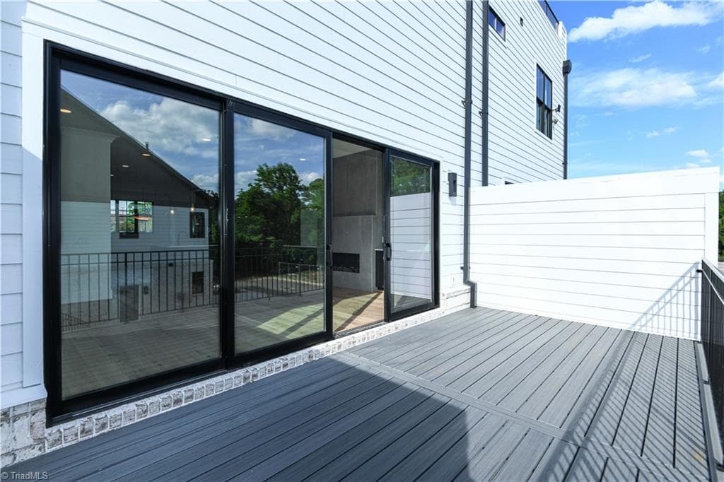 Stick/Site Built at 3235 W Friendly Avenue, Greensboro NC 27408, photo 9 of 50