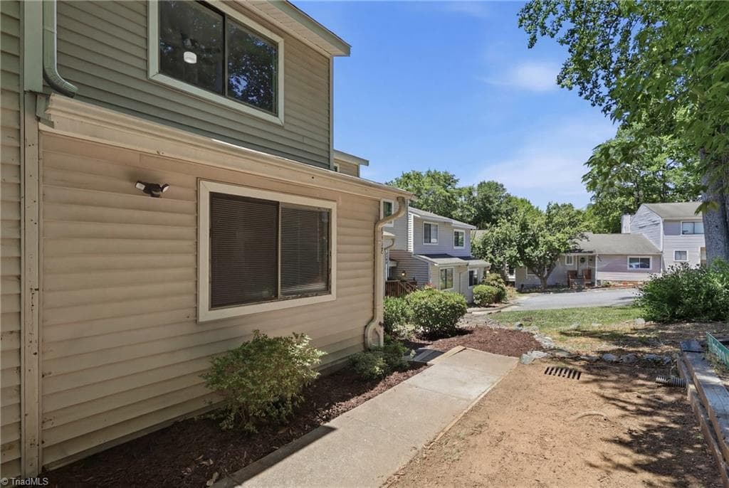 Stick/Site Built at 3588 Heathrow Drive, Winston-Salem NC 27127, Winston-Salem, photo 26 of 28