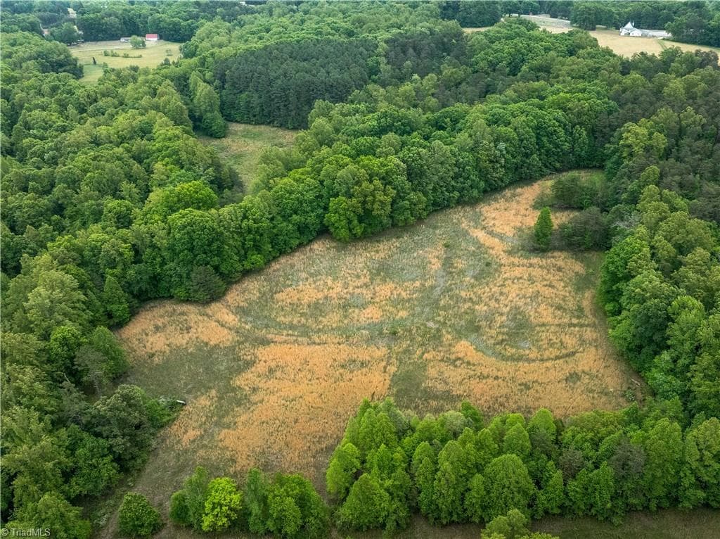 Agriculture at 4275 Grubbs Road, Walkertown NC 27051, photo 4 of 16