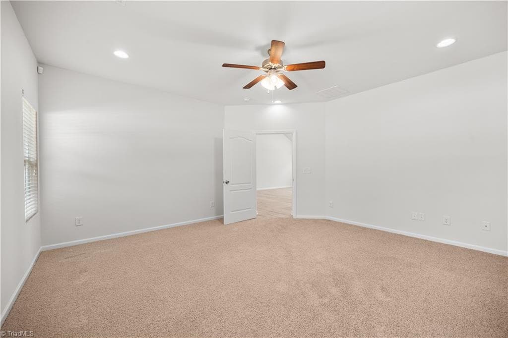 Stick/Site Built at 266 Kendall Drive, Winston-Salem NC 27107, Winston-Salem, photo 23 of 43