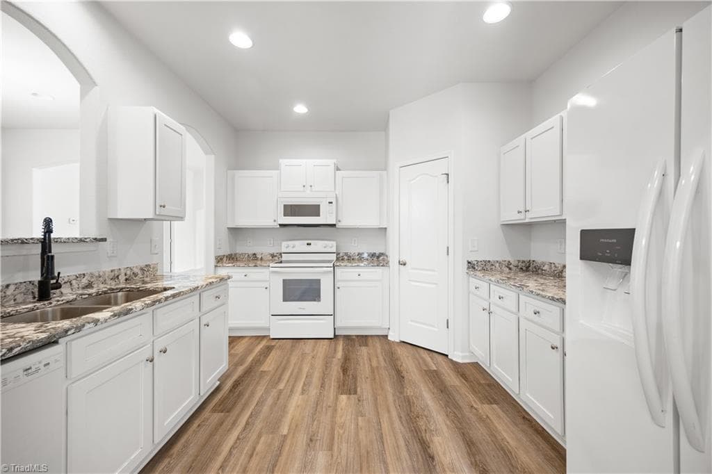 Stick/Site Built at 266 Kendall Drive, Winston-Salem NC 27107, Winston-Salem, photo 9 of 43
