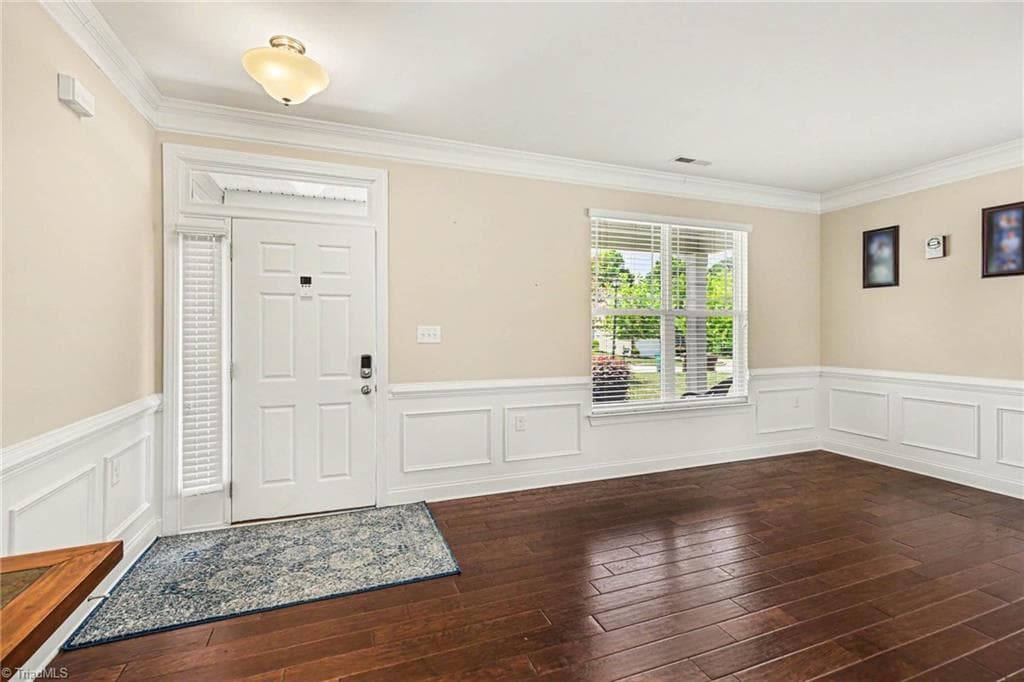 Stick/Site Built at 2506 Copperleaf Court, High Point NC 27265, photo 3 of 36