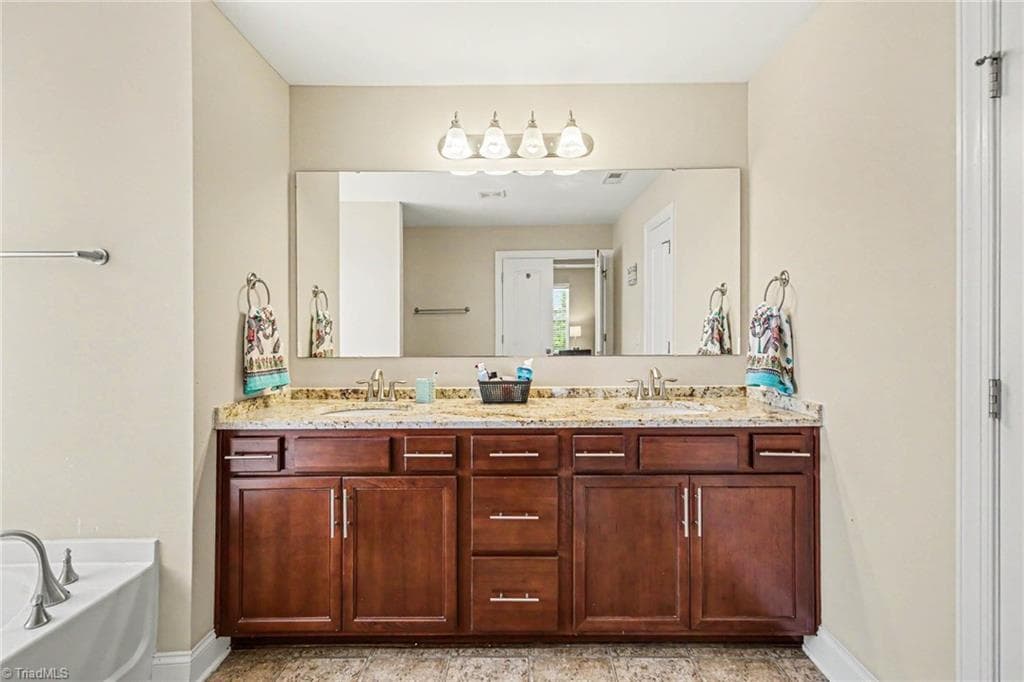 Stick/Site Built at 2506 Copperleaf Court, High Point NC 27265, photo 20 of 36
