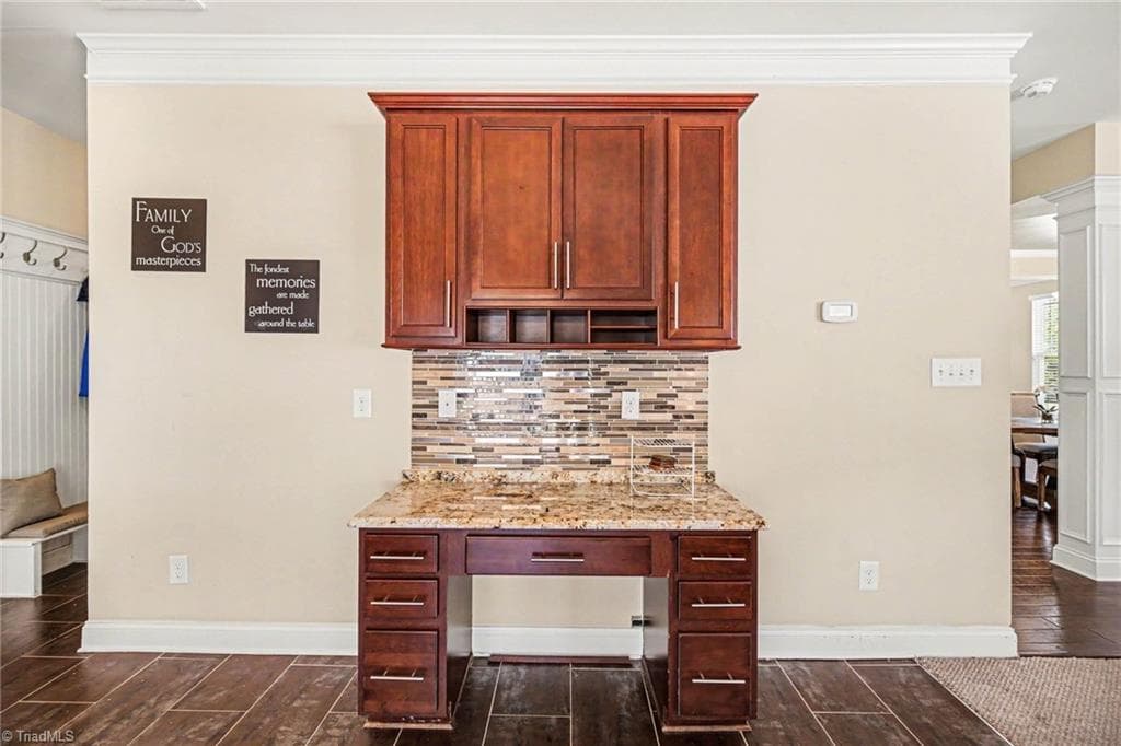 Stick/Site Built at 2506 Copperleaf Court, High Point NC 27265, photo 10 of 36
