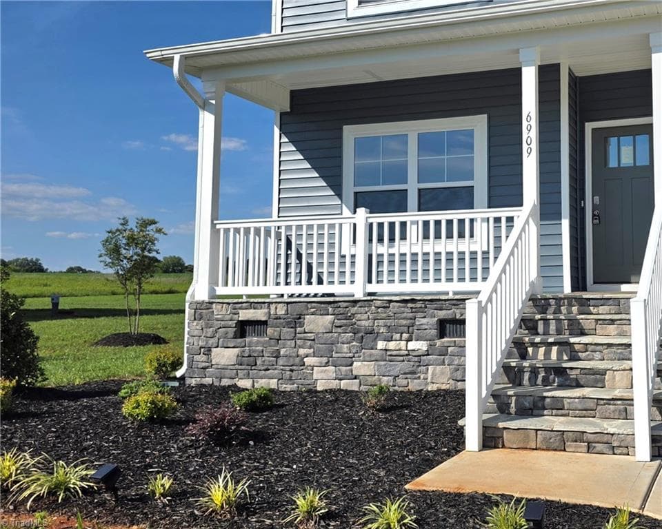 Stick/Site Built at 6909 Steeplegate Drive, Burlington NC 27215, Burlington, photo 5 of 39