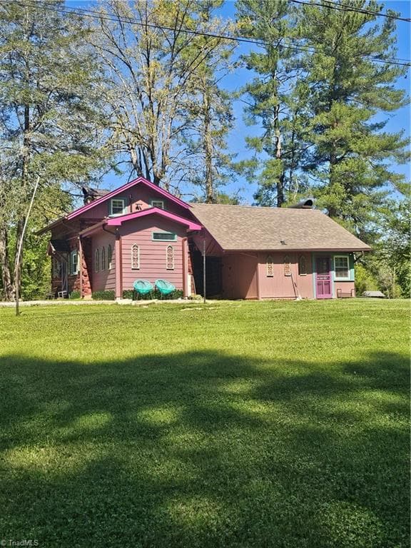 Stick/Site Built at 1104 Old 60, Wilkesboro NC 28697, Wilkesboro, photo 27 of 54