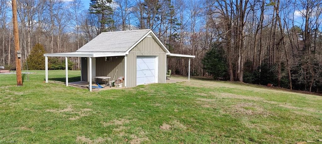 Stick/Site Built at 1104 Old 60, Wilkesboro NC 28697, Wilkesboro, photo 35 of 54