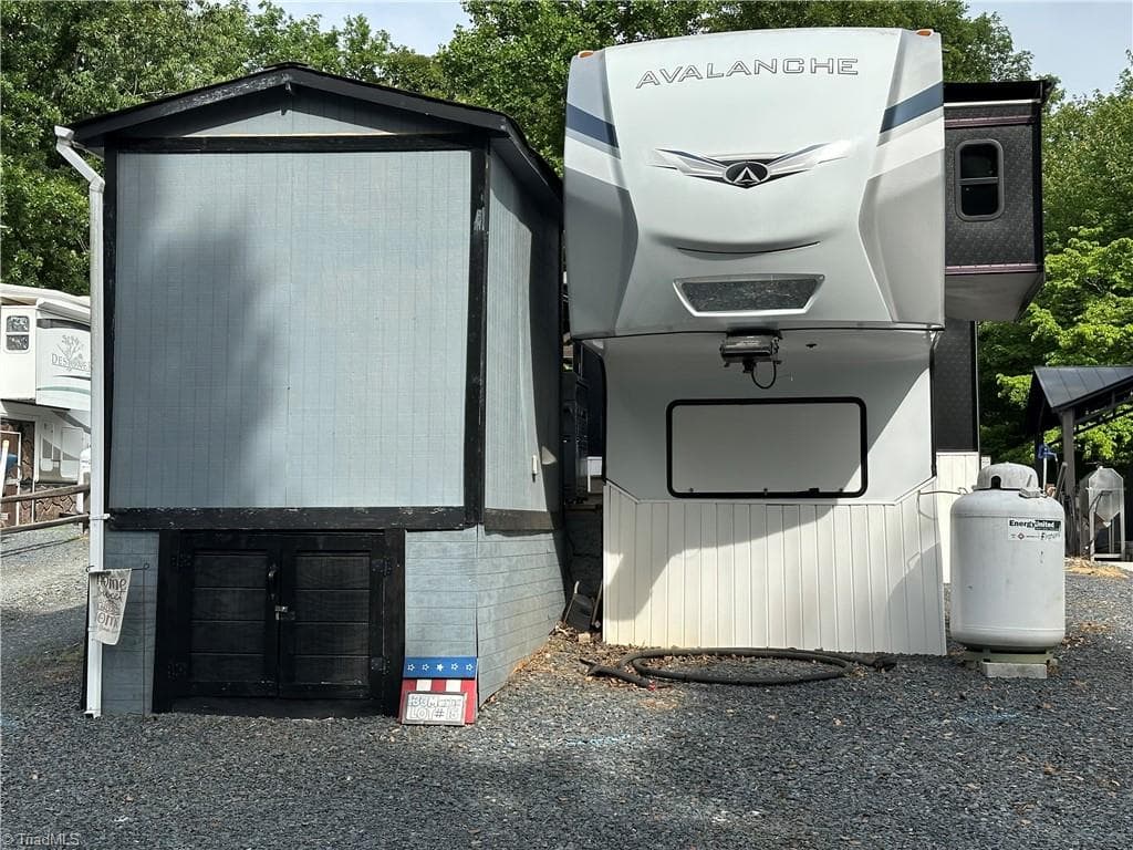 Manufactured Home at 133 Marina Drive, New London NC 28127, New London, photo 41 of 50