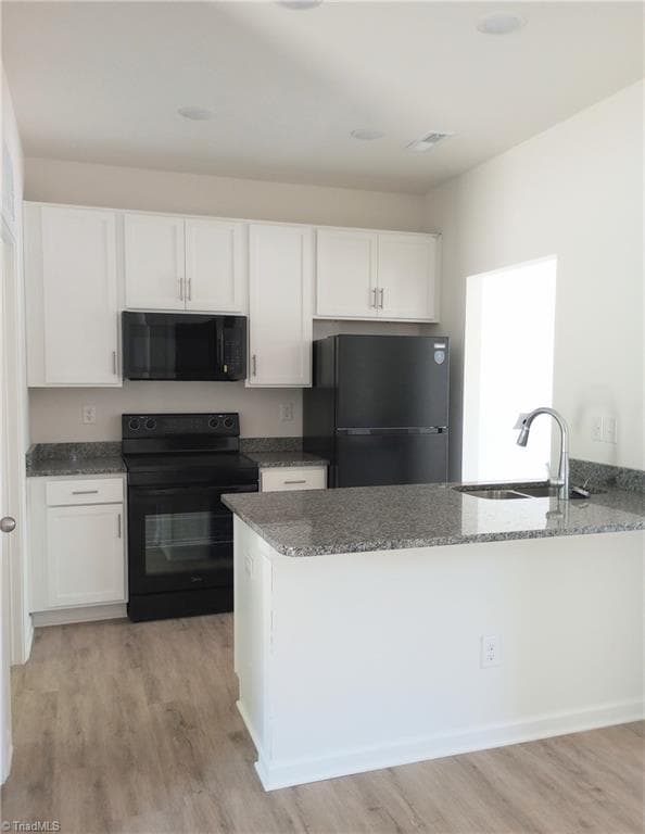Stick/Site Built at 801 E Commerce Avenue, High Point NC 27260, photo 6 of 18