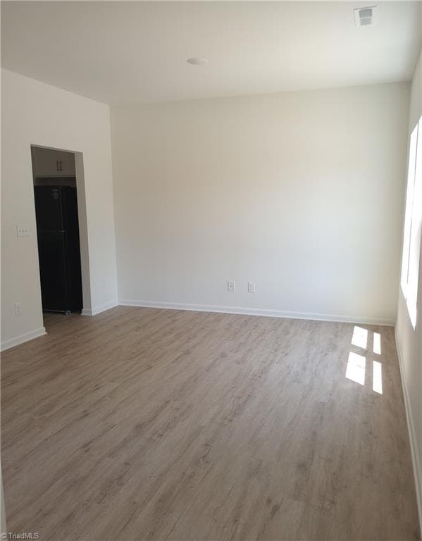 Stick/Site Built at 801 E Commerce Avenue, High Point NC 27260, photo 10 of 18