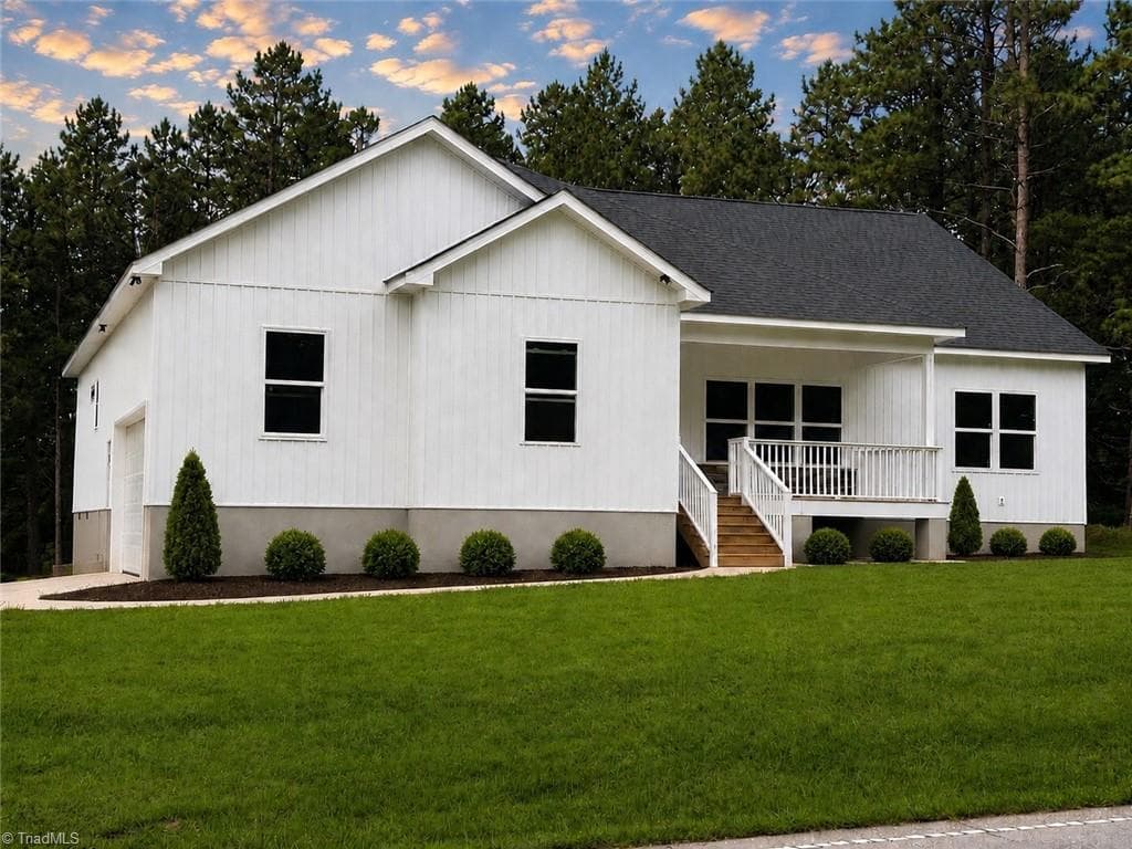 Stick/Site Built at 1569 E Ridge Road, Salisbury NC 28144, photo 3 of 35