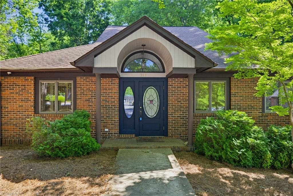 Medical at 114 S Park Terrace, Eden NC 27288, photo 2 of 50