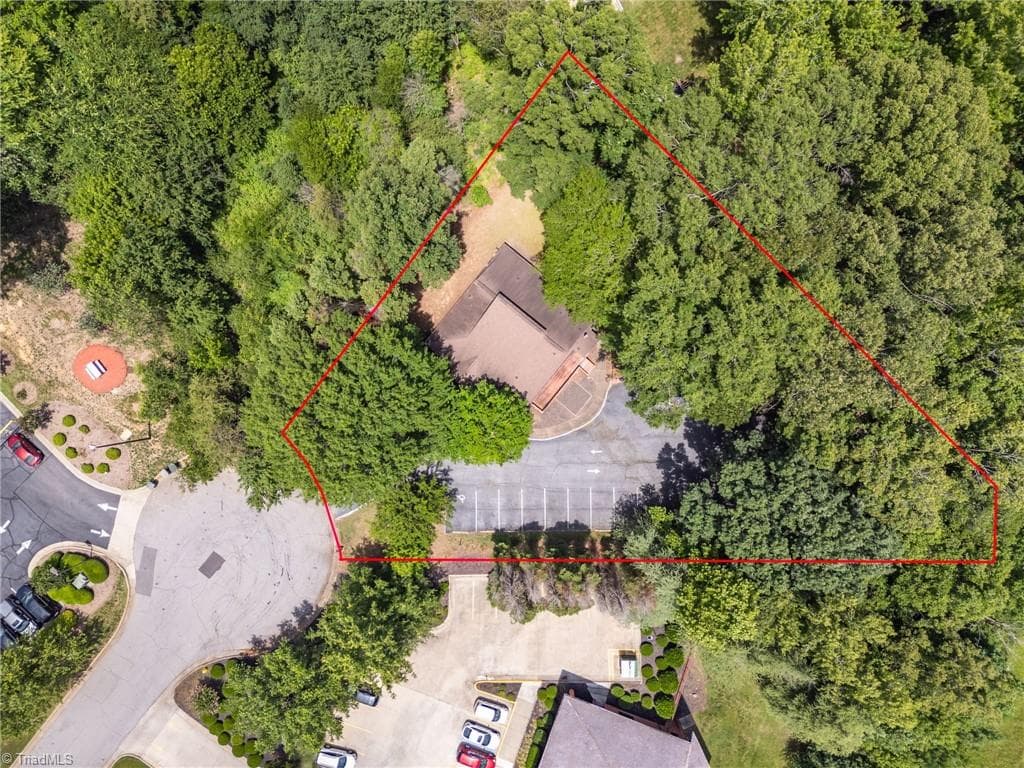 Medical at 114 S Park Terrace, Eden NC 27288, photo 5 of 50