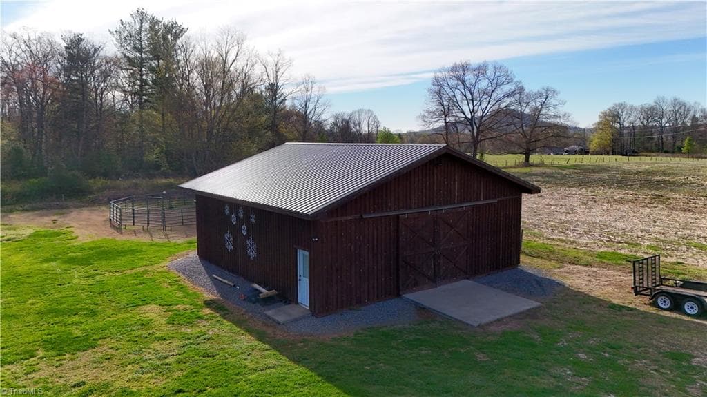 Stick/Site Built at 1083 Union Community Road, Thurmond NC 28683, photo 33 of 50