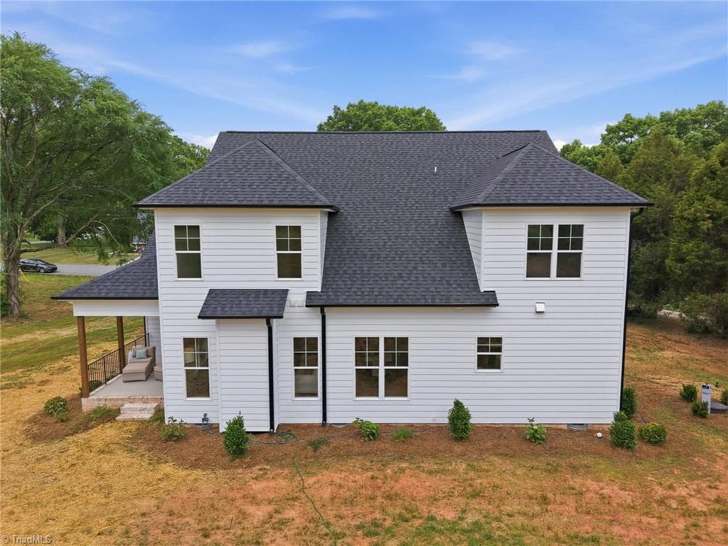 Stick/Site Built at 303 Country Club Drive, Stoneville NC 27048, photo 4 of 50