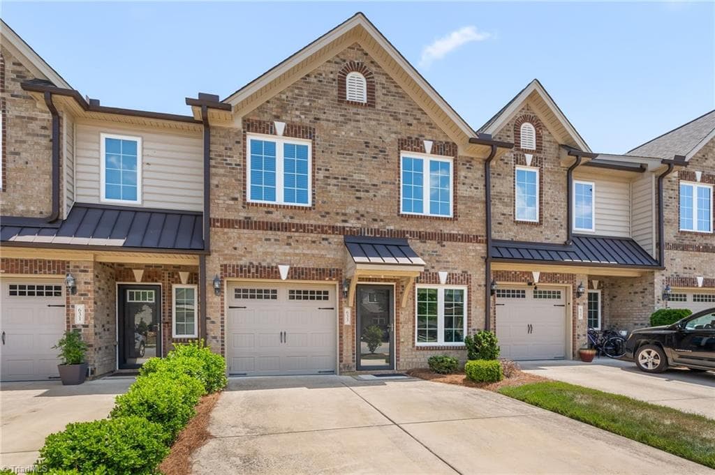 Stick/Site Built at 633 Stags Leap Court, High Point NC 27265, photo 5 of 50