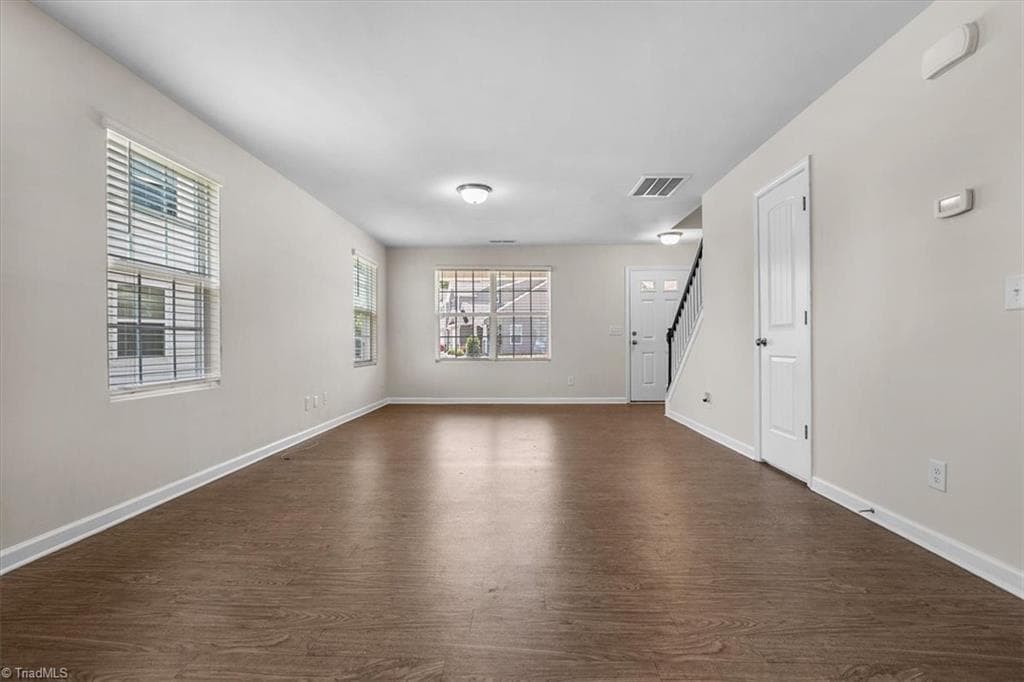 Stick/Site Built at 3887 Copperfield Court, High Point NC 27265, photo 11 of 44