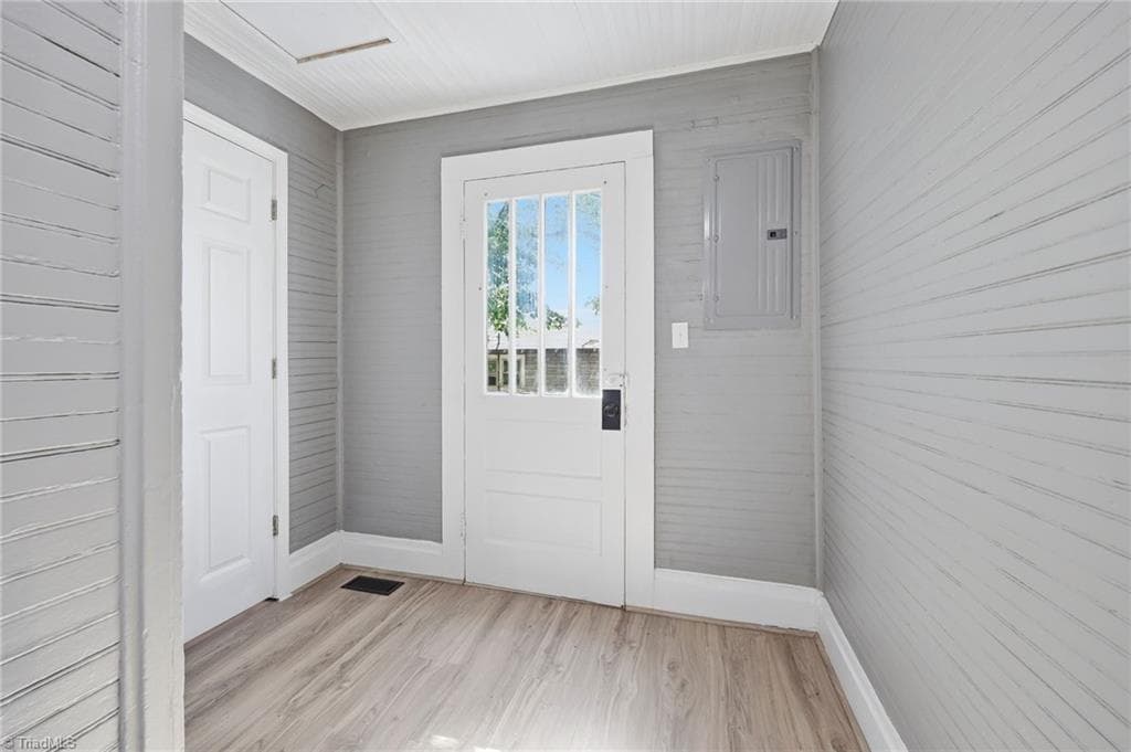 Stick/Site Built at 408 Reid Street, Thomasville NC 27360, photo 22 of 32