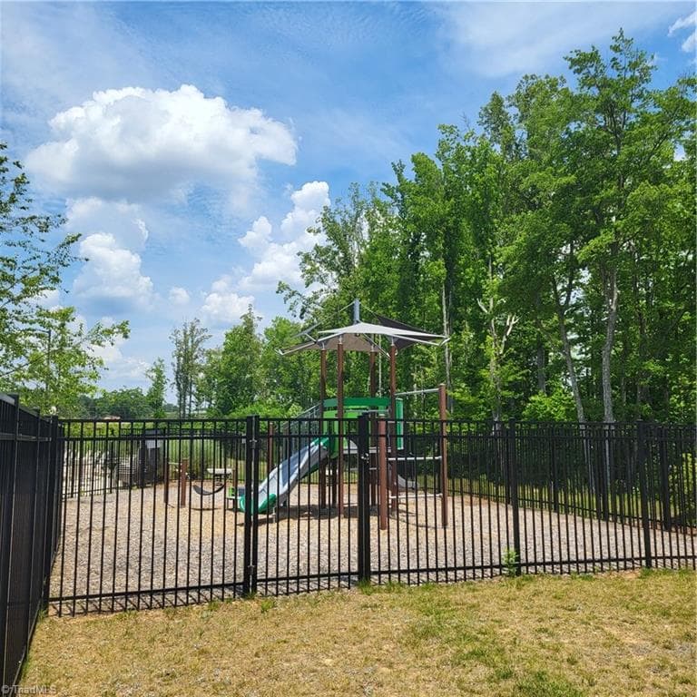Stick/Site Built at 1427 Prospect Hill Street, Kernersville NC 27284, photo 34 of 37
