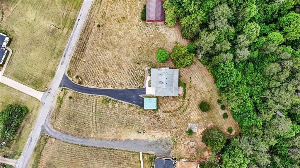 Stick/Site Built at 329 Pine Road, Eden NC 27288, photo 23 of 25