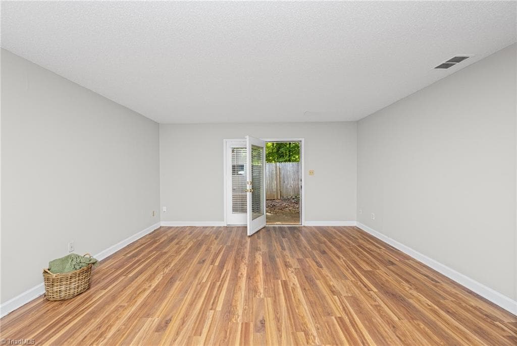 Stick/Site Built at 5910 King Charles Court, Clemmons NC 27012, photo 19 of 47