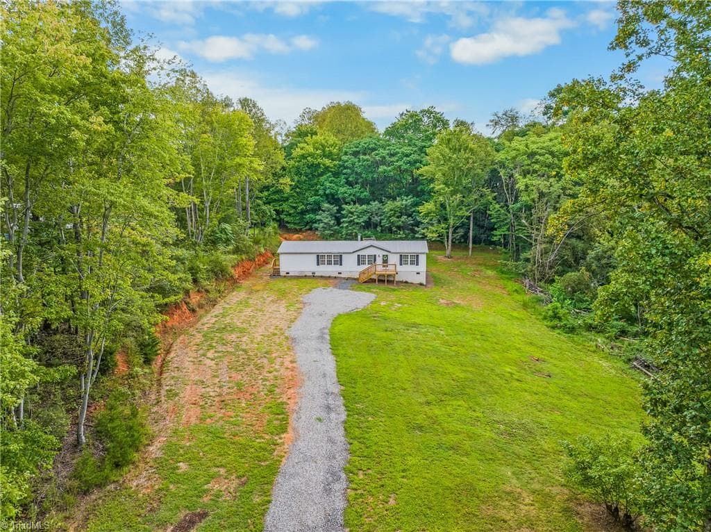 1100 Sandy Lane, Sandy Ridge NC 27046