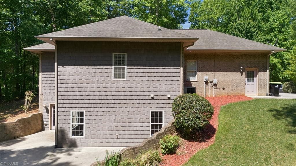 Stick/Site Built at 250 Prospectors Way, Lexington NC 27292, photo 5 of 43