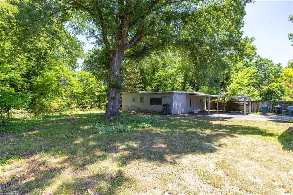 Stick/Site Built at 422 Patrick Street, Eden NC 27288, photo 30 of 32