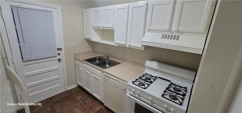 Stick/Site Built at 1925 Vantage Point Place # F, Greensboro NC 27407, photo 11 of 29