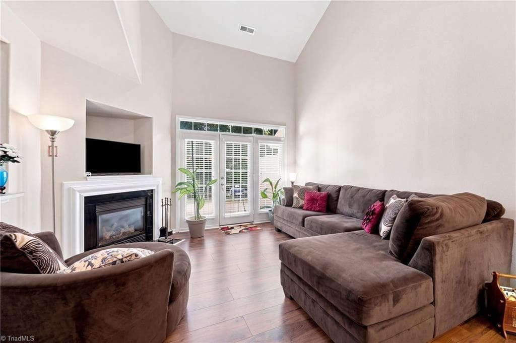 Stick/Site Built at 5757 Fox Ridge Lane, Winston-Salem NC 27104, Winston-Salem, photo 7 of 47