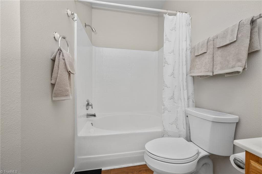 Stick/Site Built at 5757 Fox Ridge Lane, Winston-Salem NC 27104, Winston-Salem, photo 32 of 47